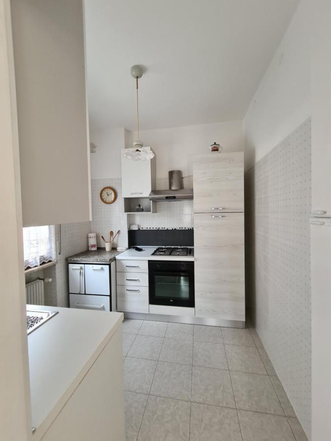 Le Peonie Apartman Riva del Garda Kültér fotó